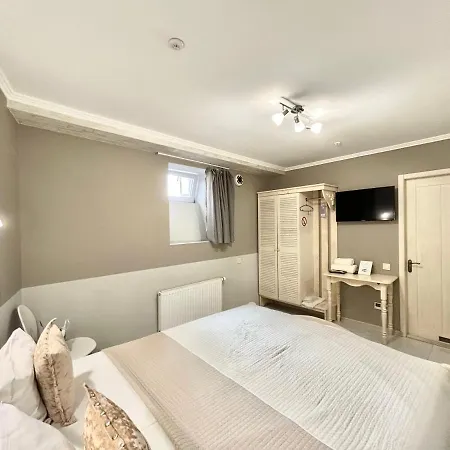 فندق Budget Family