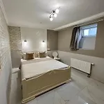 Hotel Budget Family