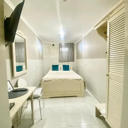 Hotel Budget Family *